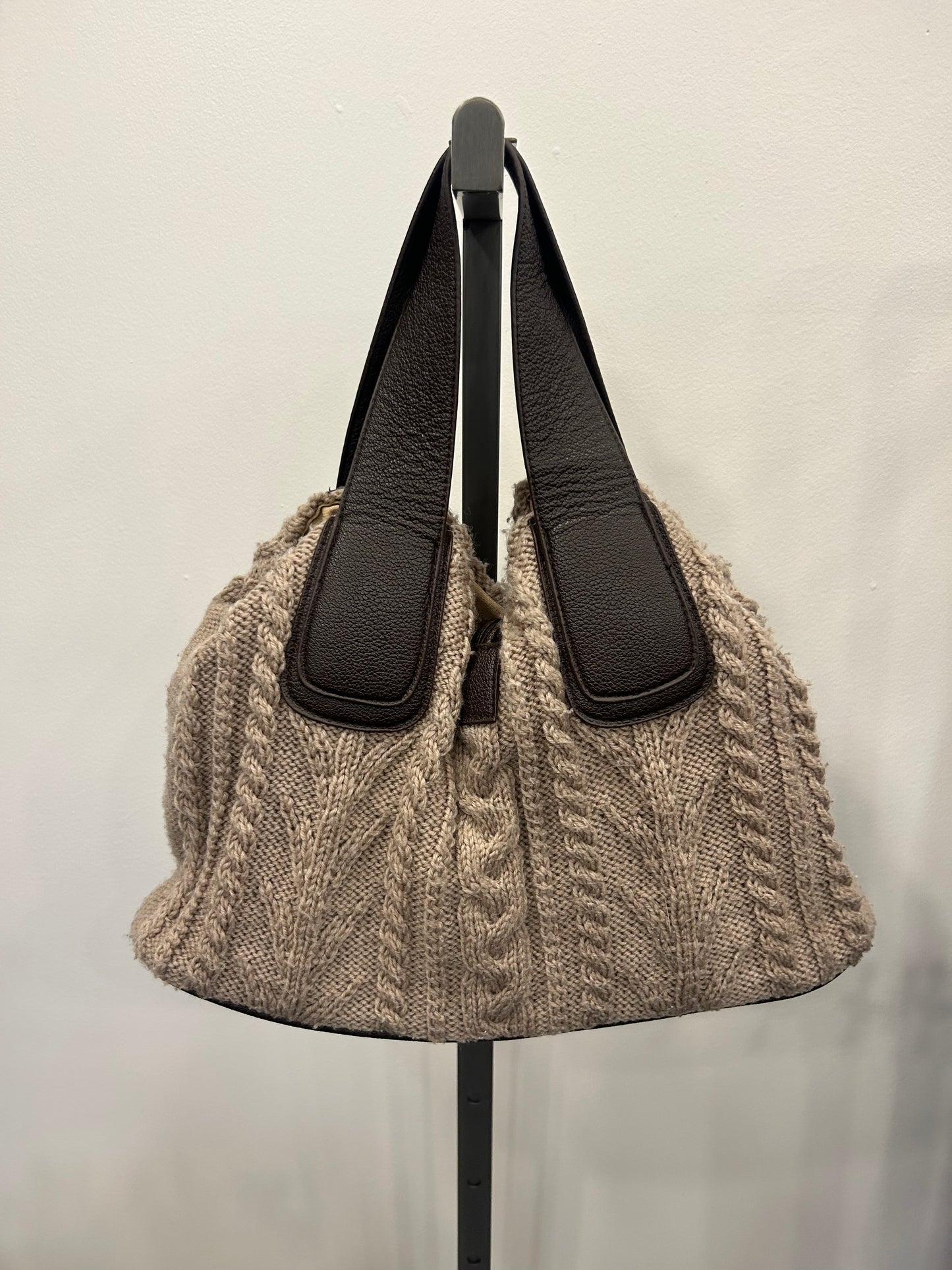 Knit Flower Slouch Bag