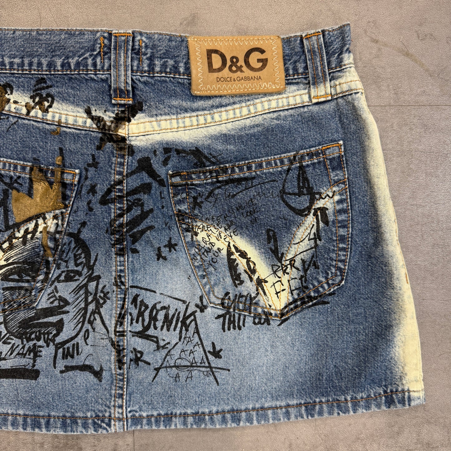 D&G F/W 2000 Jean-Michel Basquiat Print Denim Mini Skirt