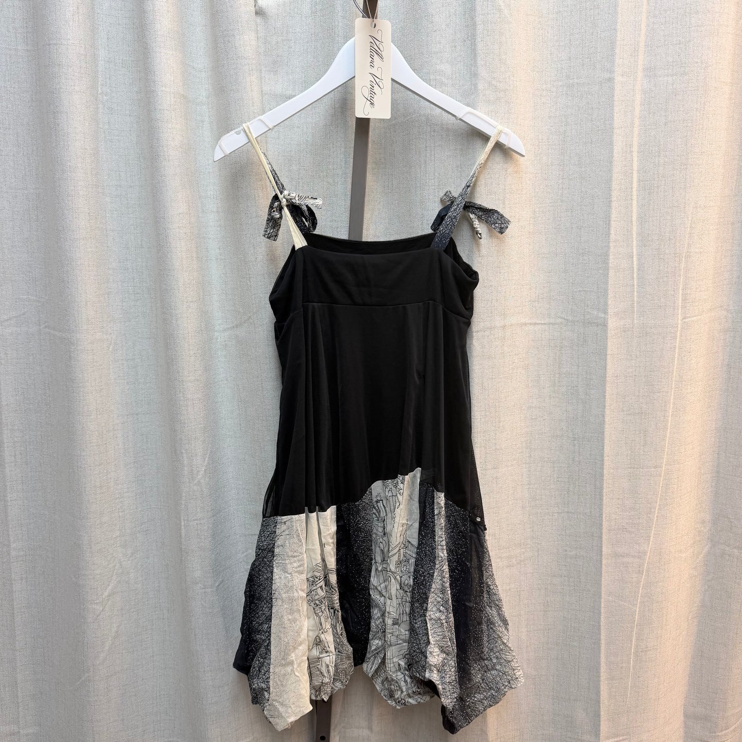 Graphic Euro Midi Dress in Black / Cream / Navy Blue