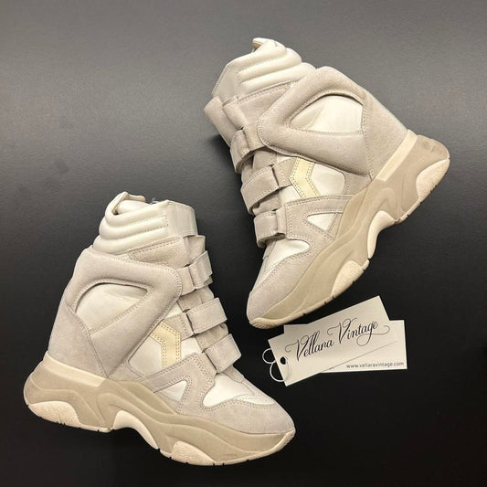 Isabel Marant Women's Grey and Cream Trainers