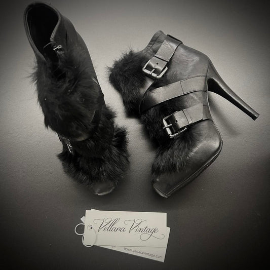 Ash Rabbit Fur Black Boots