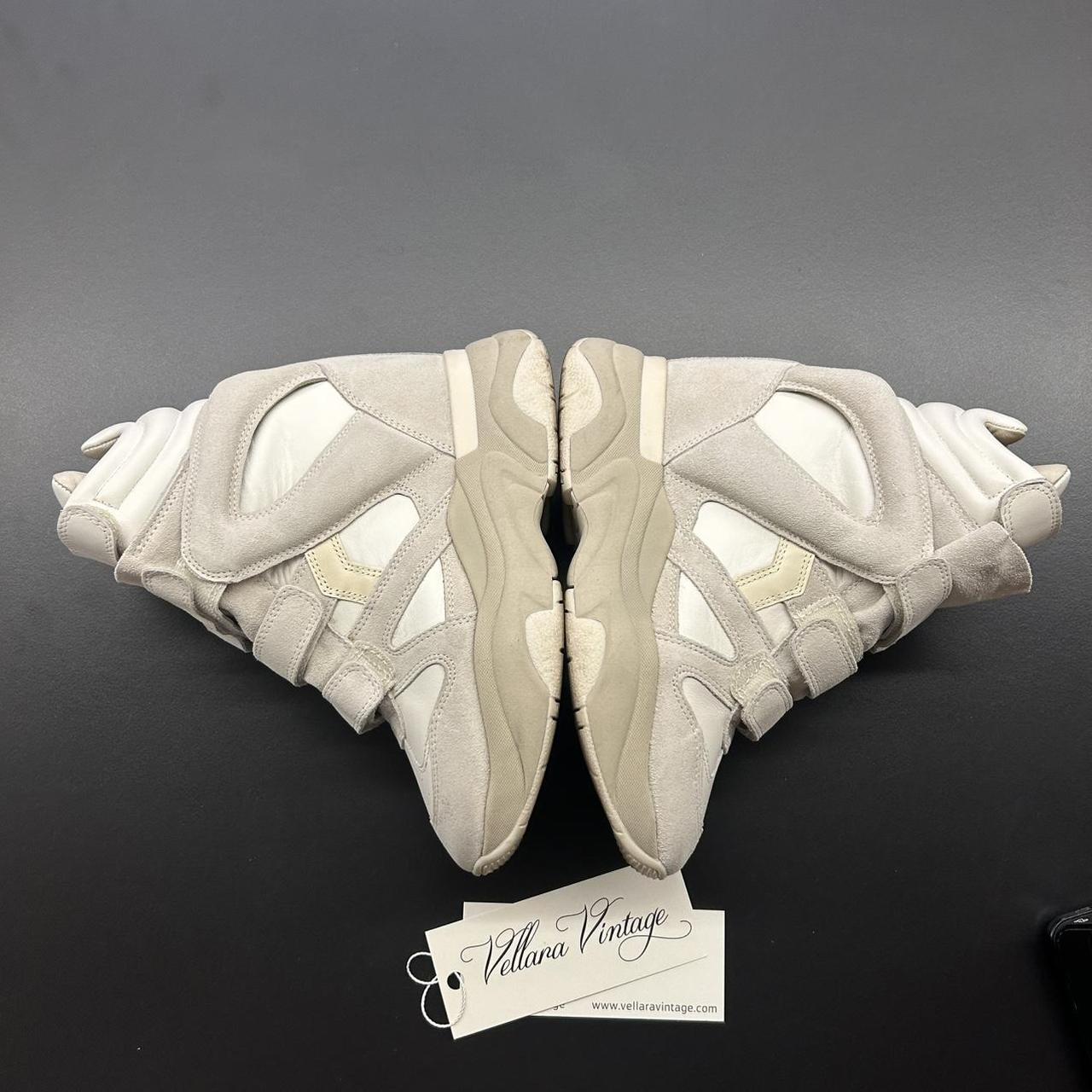 Isabel Marant Women's Grey and Cream Trainers