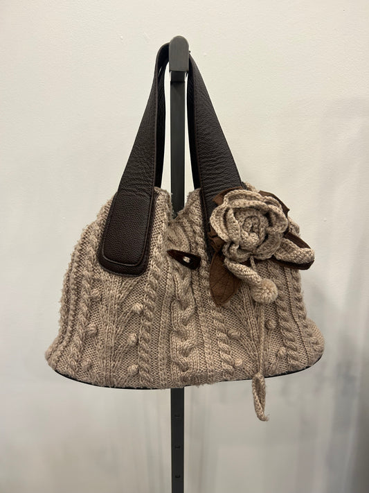 Knit Flower Slouch Bag