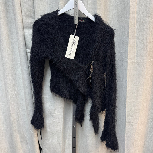 Shaggy Cardigan with Horn Charm Clasp