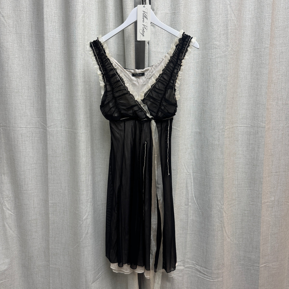 Siste's Black & White Layered Knee-Length Dress