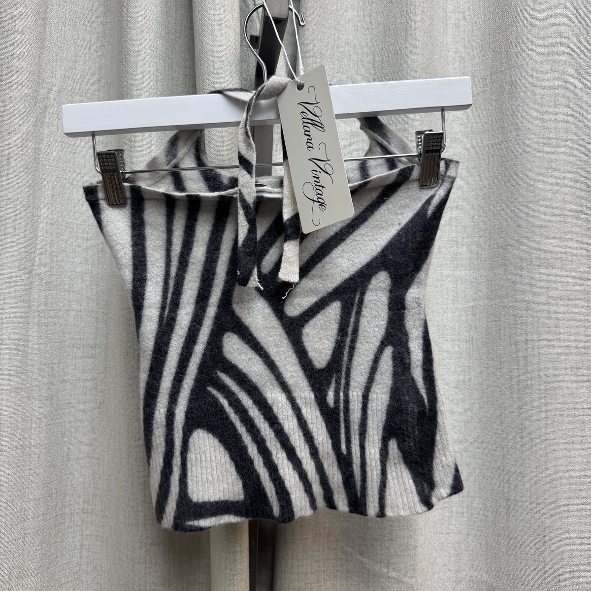 Abstract Gray & White Knit Halter Tank Top