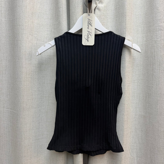 Blanc Nature Black Ribbed Tank with Flower Appliques