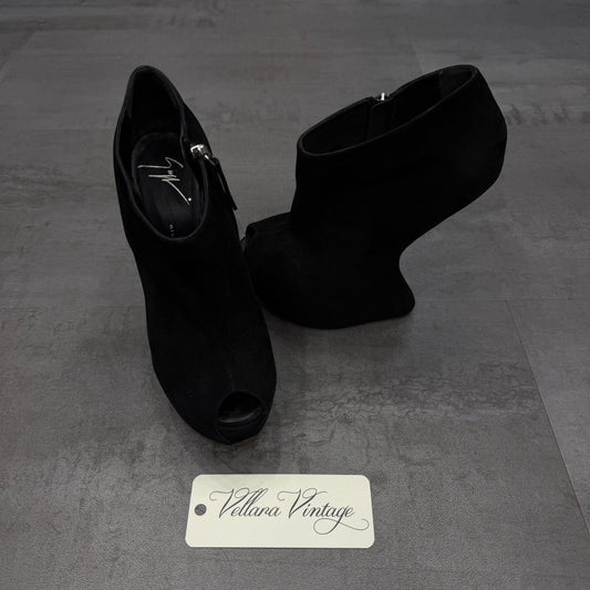 Giuseppe Zanotti Heelless Black Suede Platform Booties