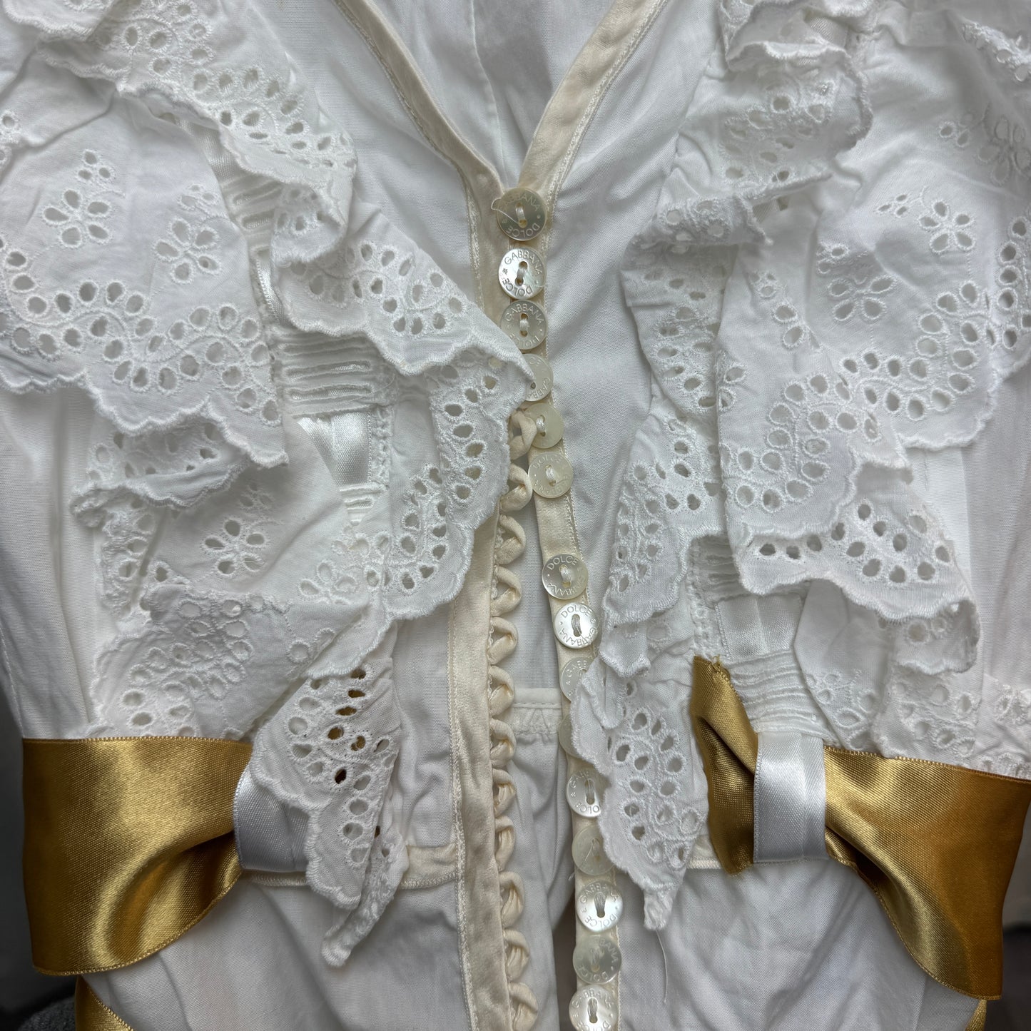 Dolce & Gabbana S/S 2006 White Buttoned Top with Gold Ribbon