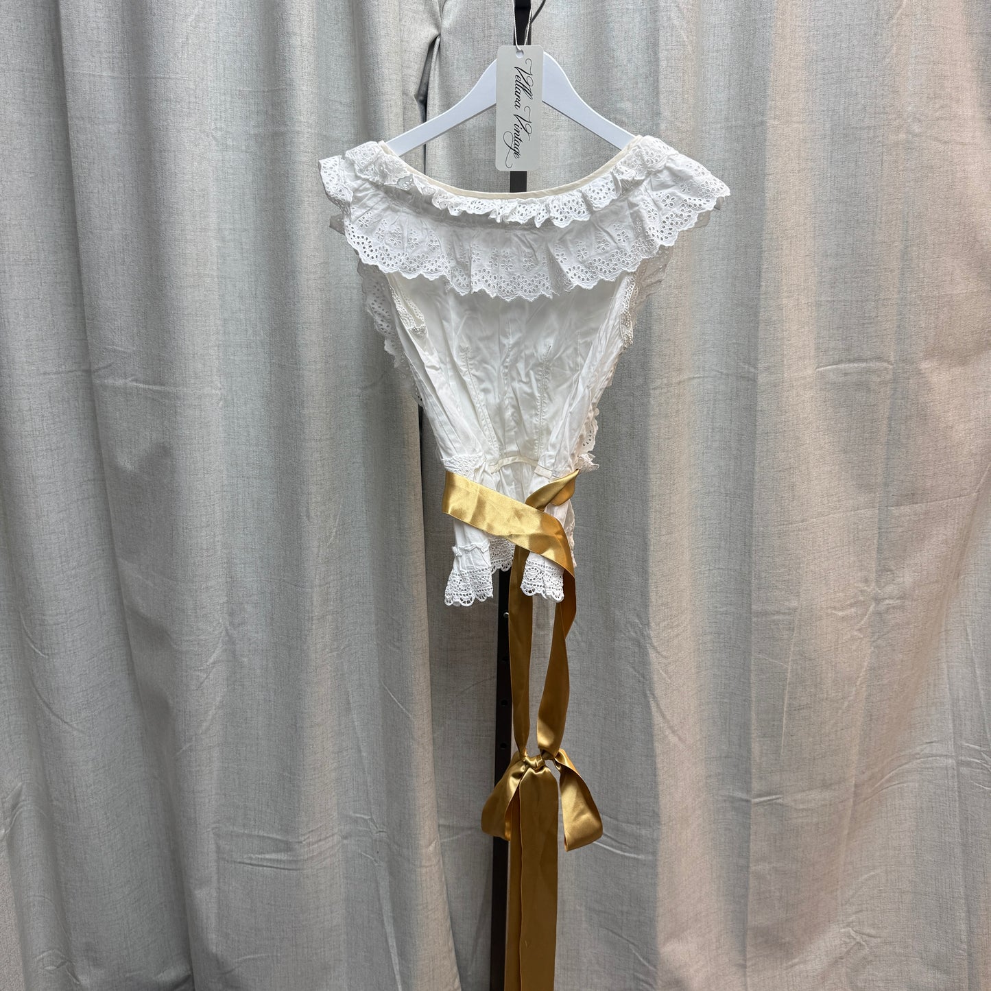 Dolce & Gabbana S/S 2006 White Buttoned Top with Gold Ribbon